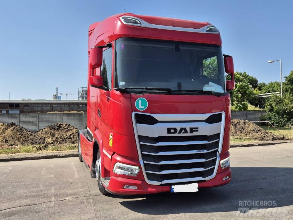 DAF XG480 FT Vetopöytäautot