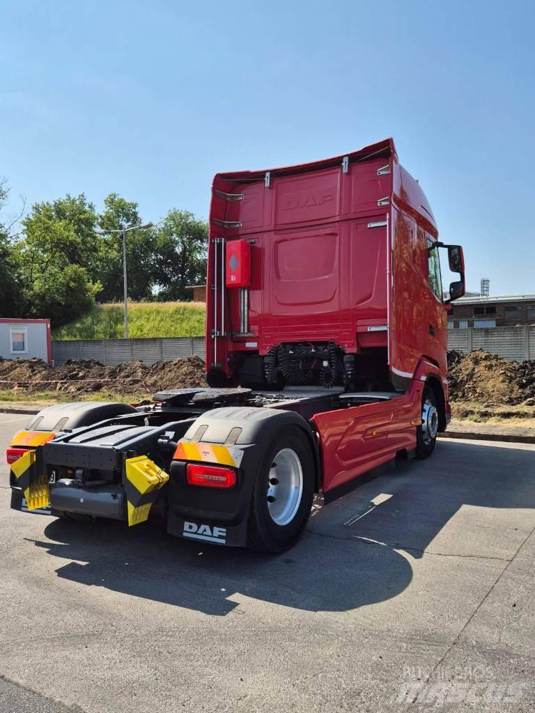 DAF XG480 FT Vetopöytäautot