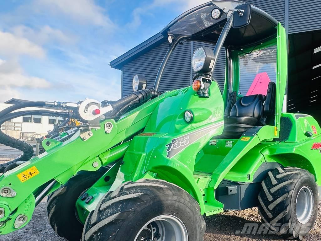 Avant 735 Yleiskuormaajat