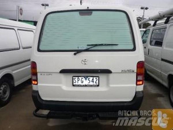 Toyota HIACE RZH113R Pakettiautot