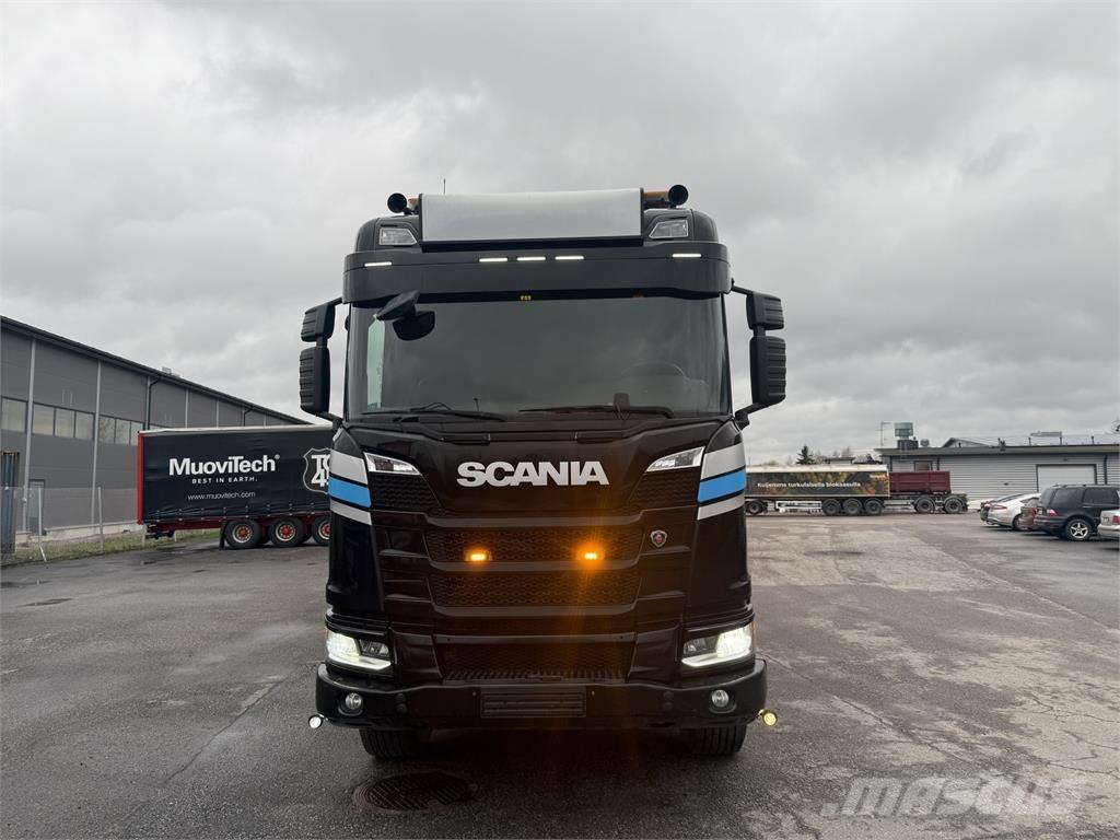 Scania R500 XT 8X4 Sora- ja kippiautot