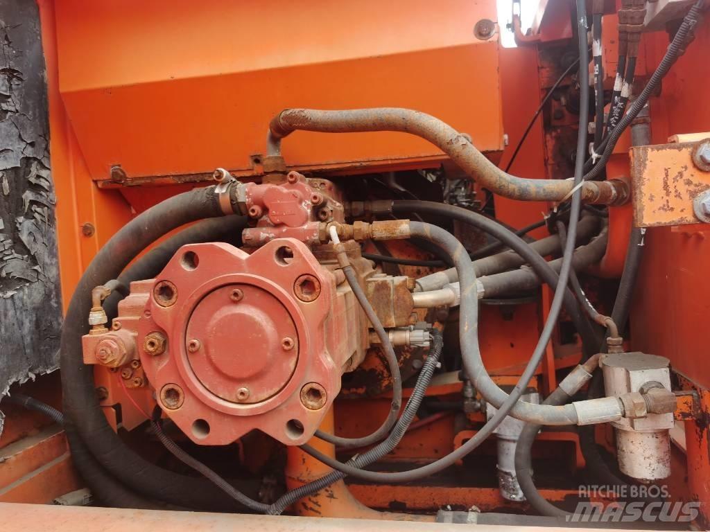 Doosan DH 210 W-7 Pyöräkaivukoneet