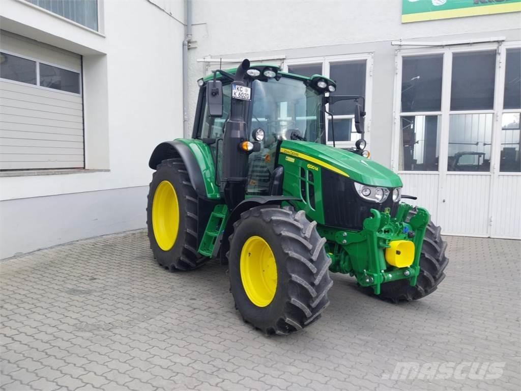 John Deere 6120M Traktorit
