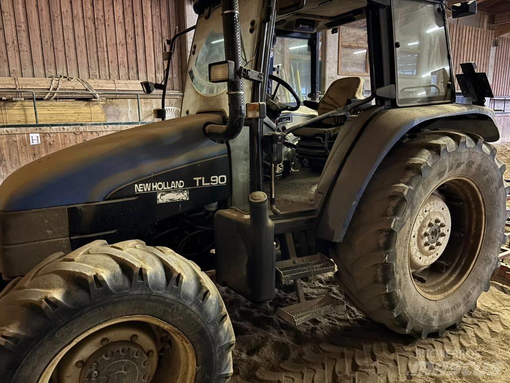 New Holland TL 90 Traktorit