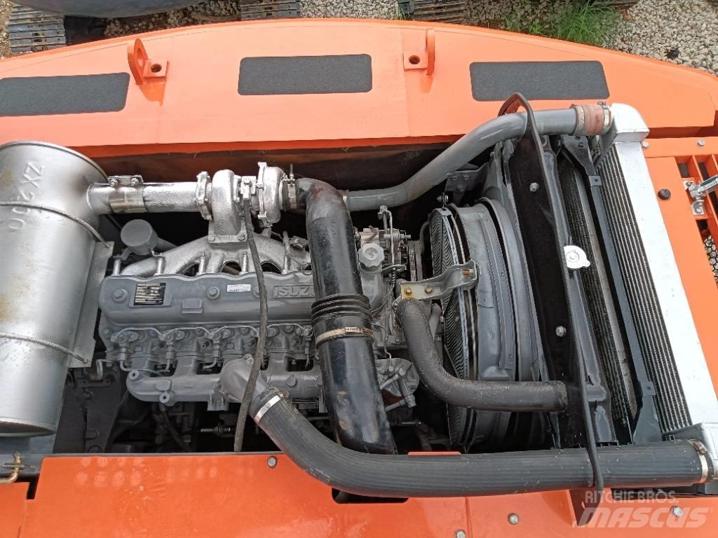 Hitachi ZX 200 Telakaivukoneet