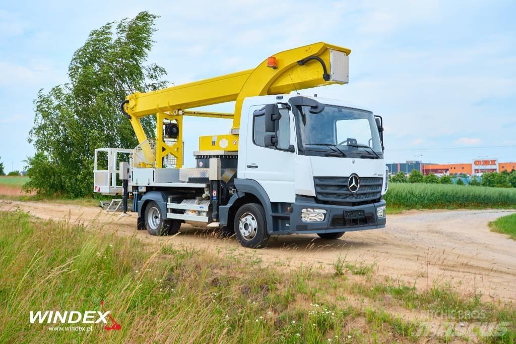 Palfinger P 300 KS Nostolava-autot
