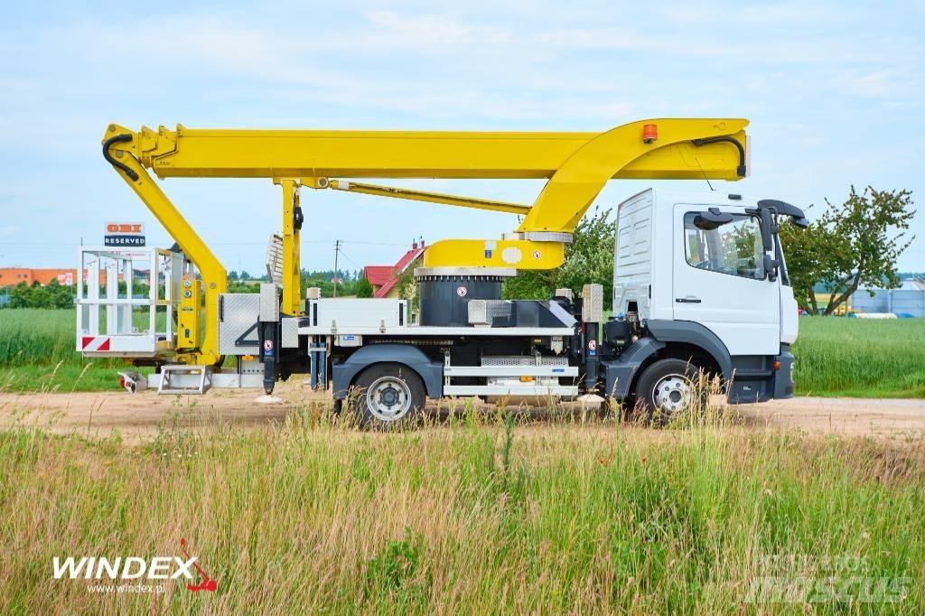 Palfinger P 300 KS Nostolava-autot