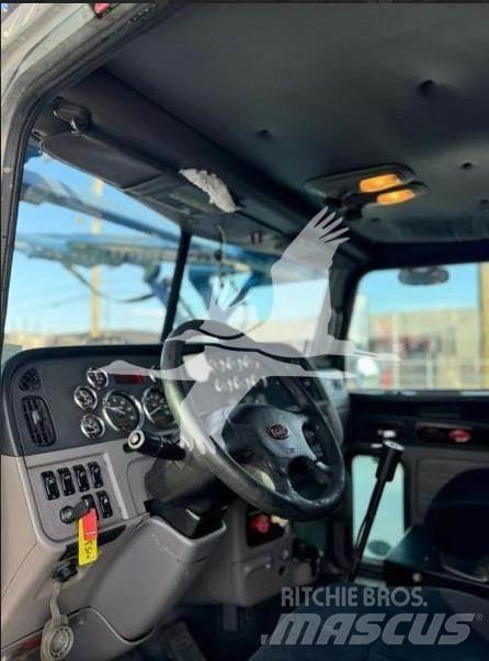 Peterbilt 388 Muut koneet