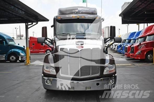 Peterbilt 579 Vetopöytäautot