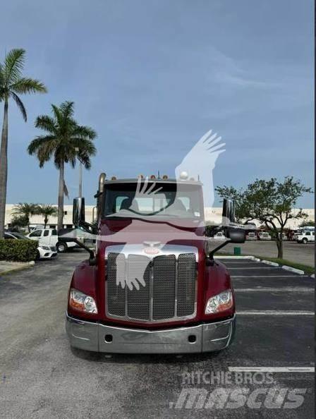 Peterbilt 579 Vetopöytäautot