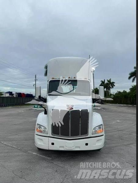Peterbilt 579 Vetopöytäautot