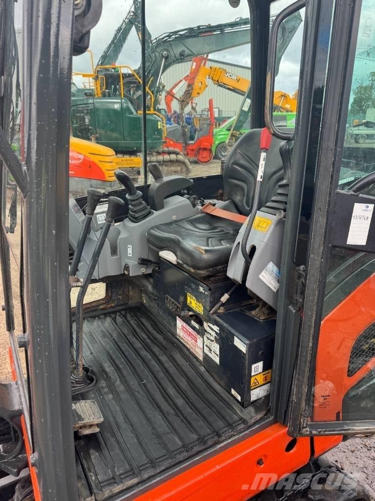 Kubota KX 016-4 Minikaivukoneet < 7t