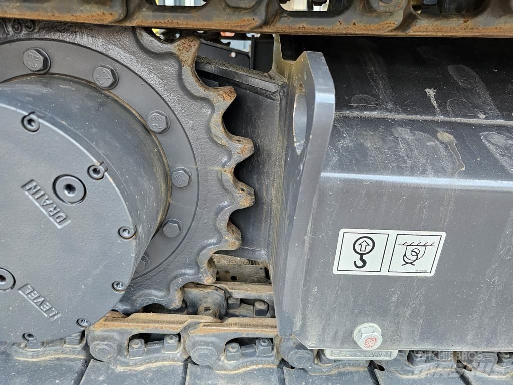 XCMG XE60GA Minikaivukoneet < 7t