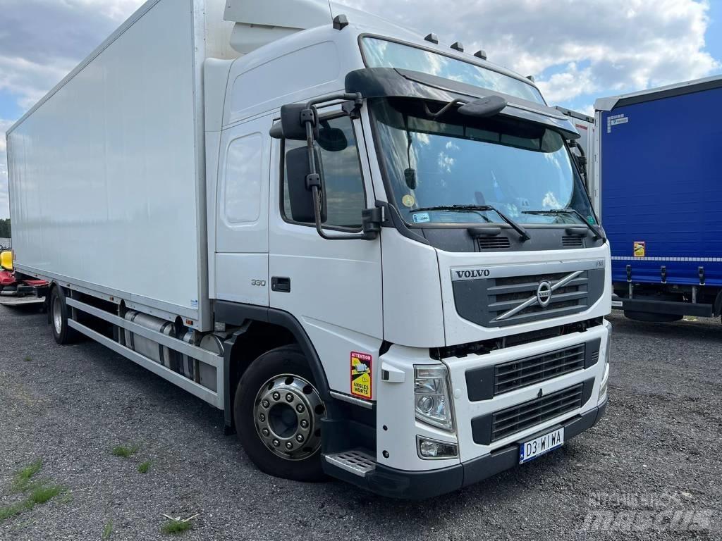 Volvo FM 330 Umpikorikuorma-autot