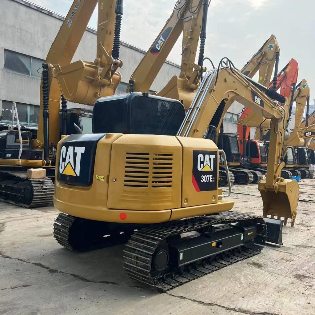 CAT 307E2 Midikaivukoneet 7t - 12t