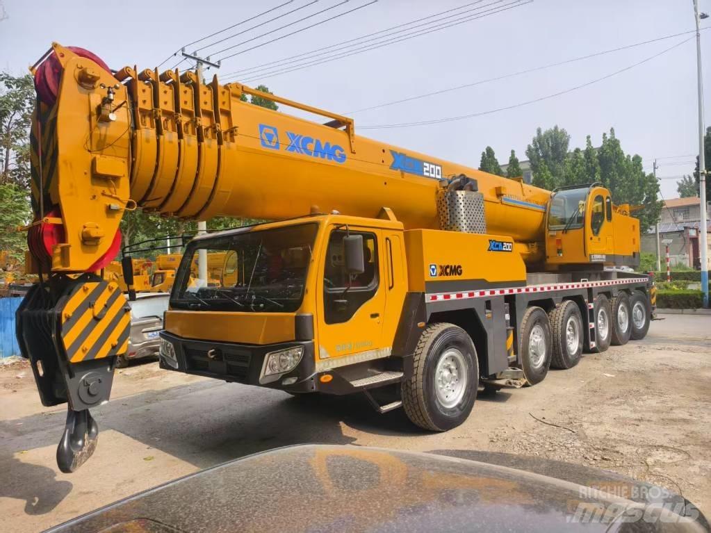 XCMG XCA 200 Mobiilinosturit