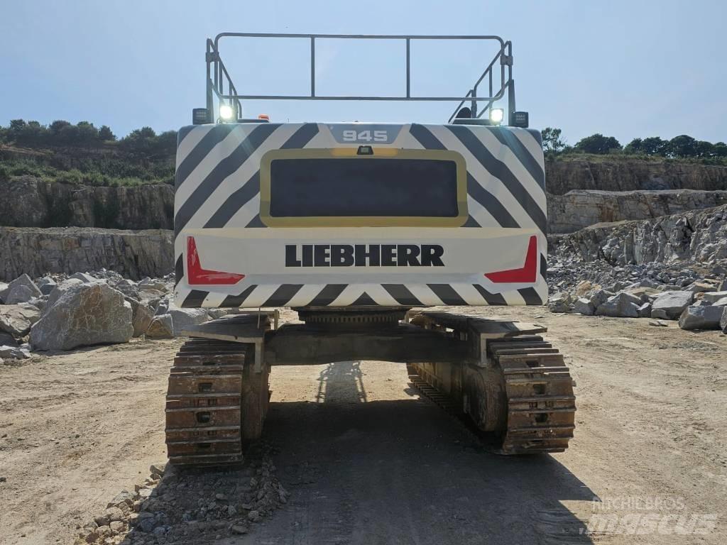 Liebherr R 945 Telakaivukoneet