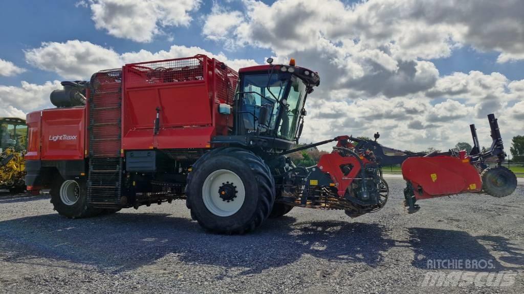 Agrifac lighttraxx Juurikkaannostokoneet