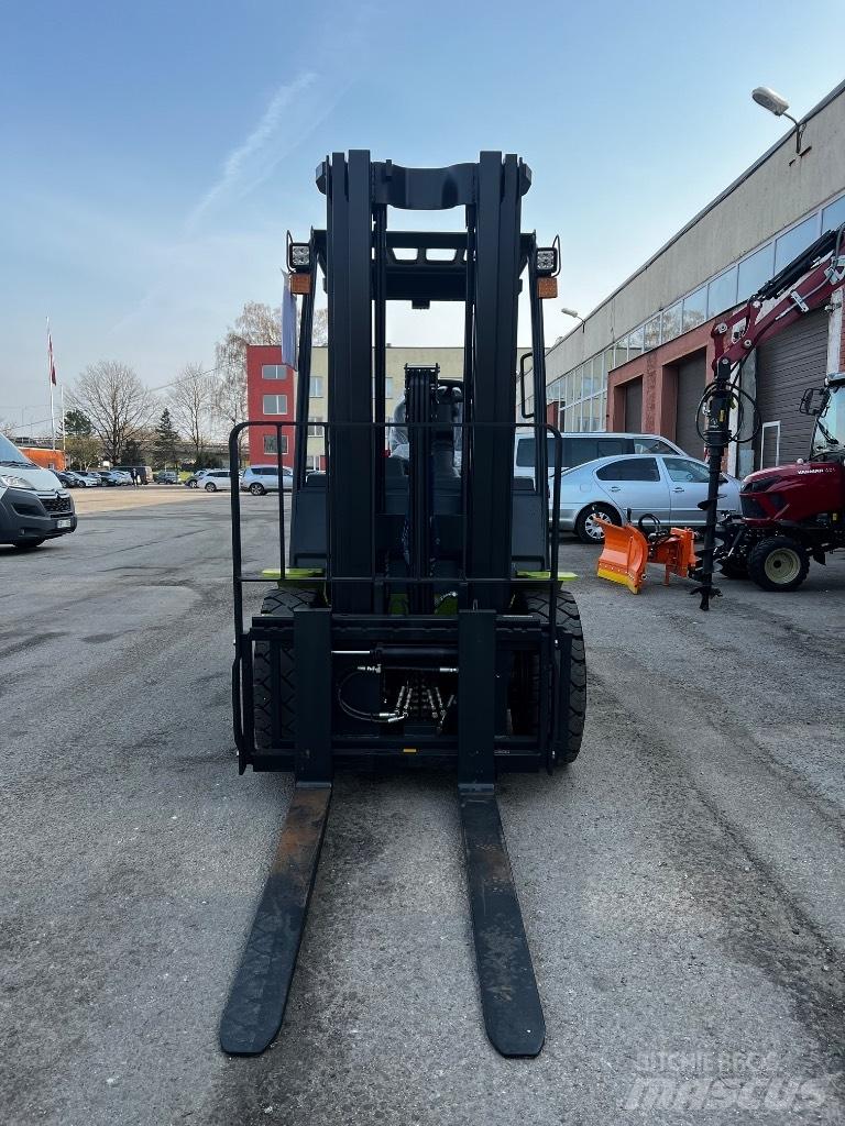 Clark S 30 L Nestekaasutrukit
