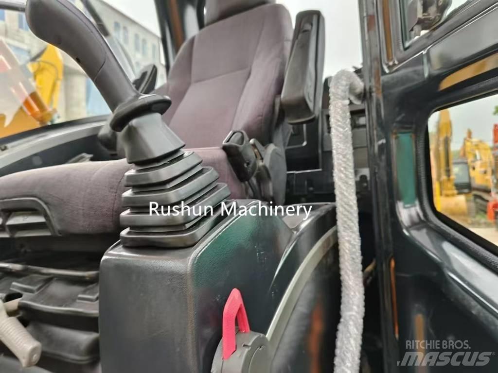 Hyundai R220 Telakaivukoneet