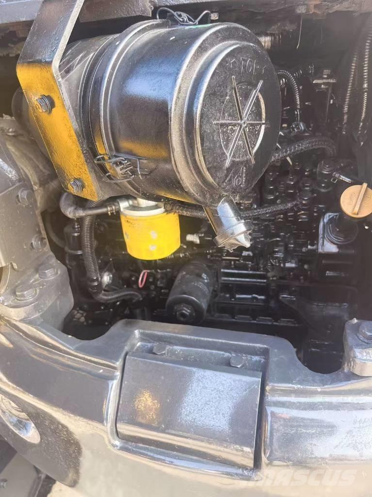 Komatsu PC 40 MR Telakaivukoneet