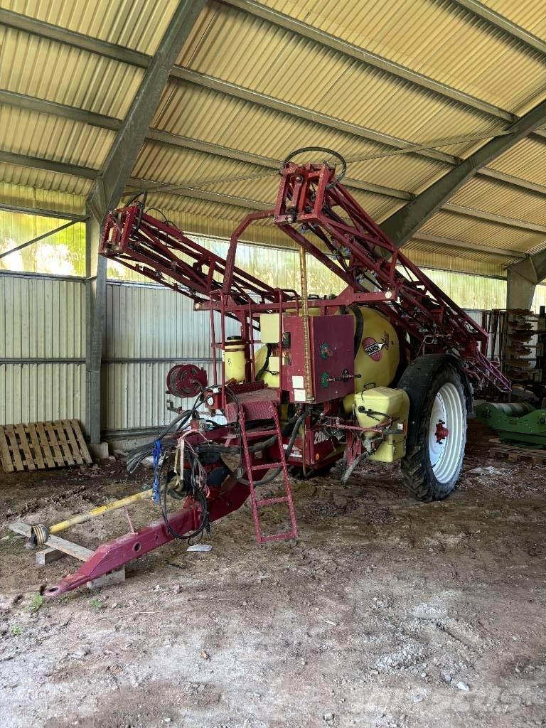 Hardi 2800 Hinattavat ruiskut