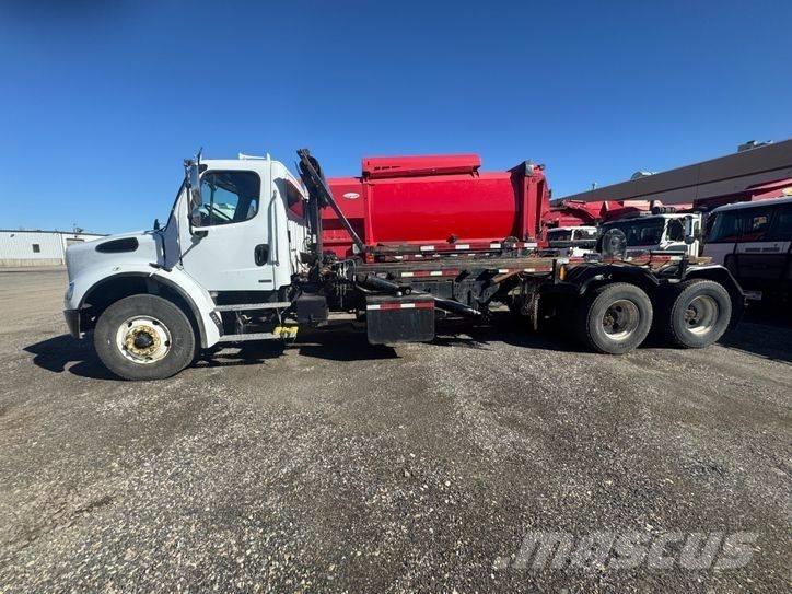 Freightliner M2 Vaihtolava-autot