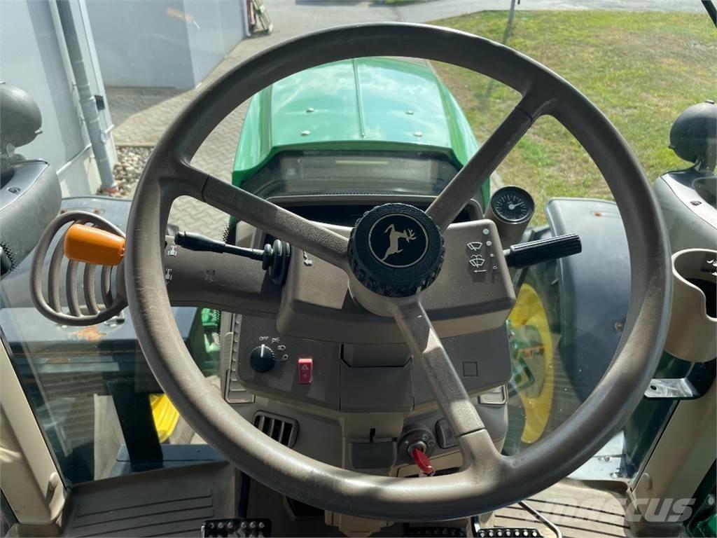 John Deere 6195M Traktorit