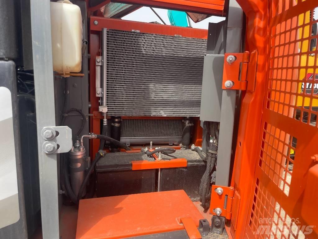 Hitachi ZX 70 Telakaivukoneet