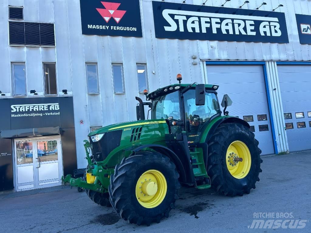 John Deere 6215 R Traktorit