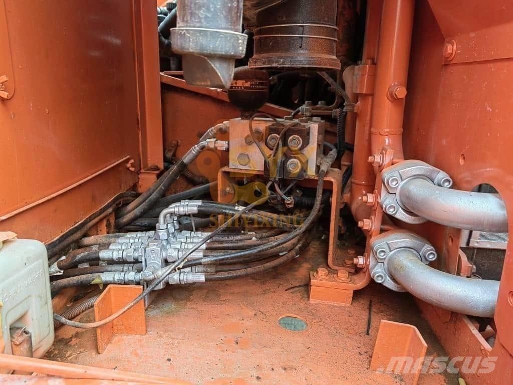 Doosan DX 225 LL Telakaivukoneet