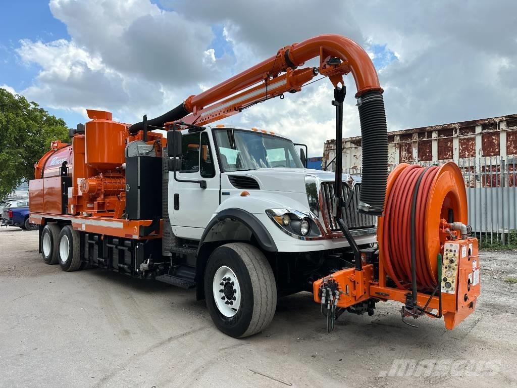 International 7400 Paine-/imuautot