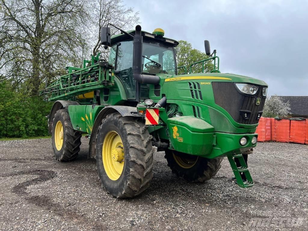 John Deere R4040i Itsekulkevat ruiskut