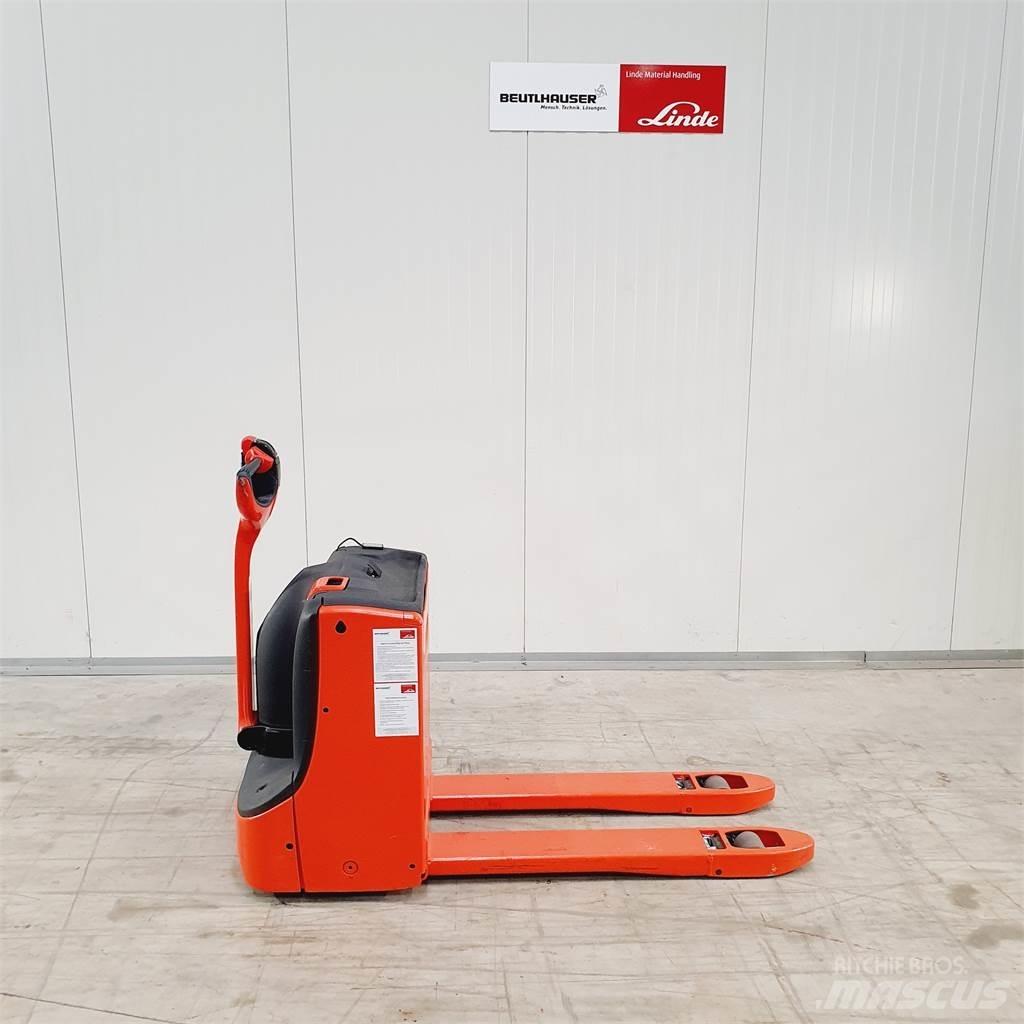Linde T16 Li-Ion Lavansiirtotrukit