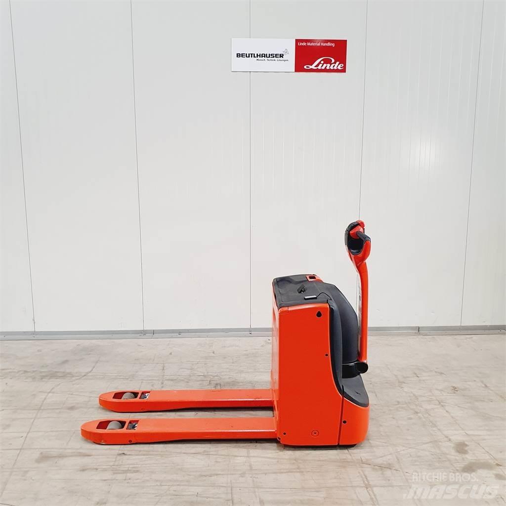 Linde T16 Li-Ion Lavansiirtotrukit