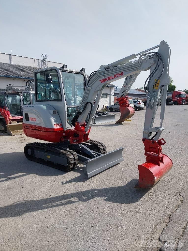 Takeuchi TB230 Minikaivukoneet < 7t
