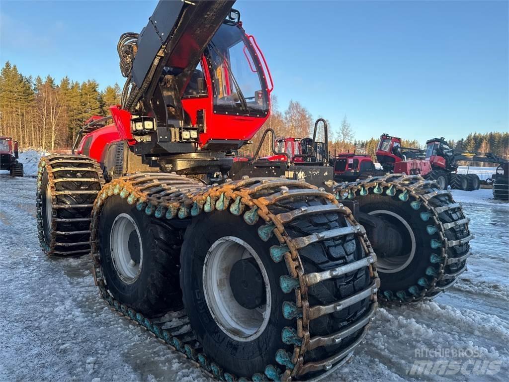 Komatsu 951 Harvesterit