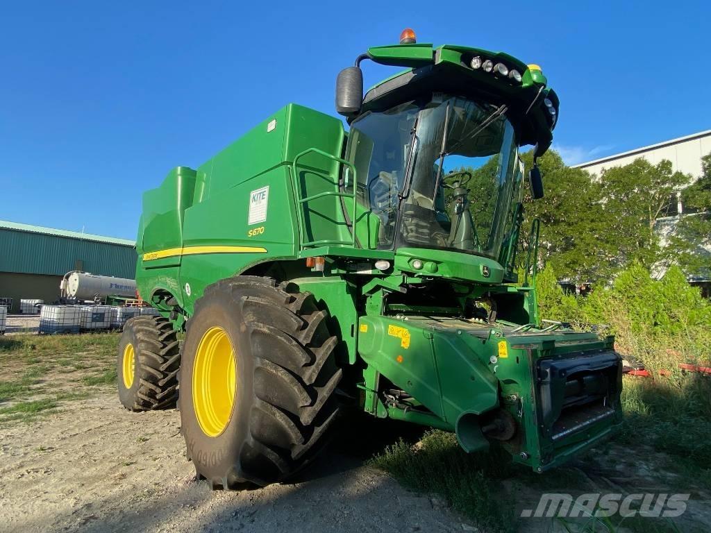 John Deere S 670 i Leikkuupuimurit