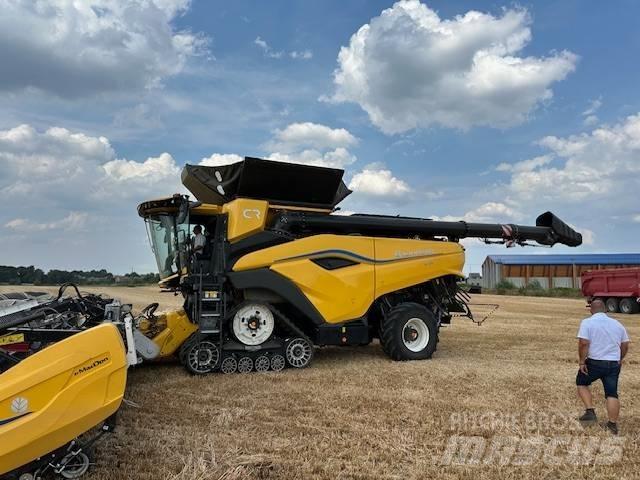 New Holland CR11 Leikkuupuimurit