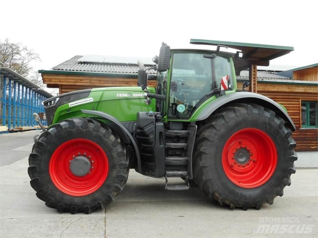 Fendt 1042 vario Traktorit
