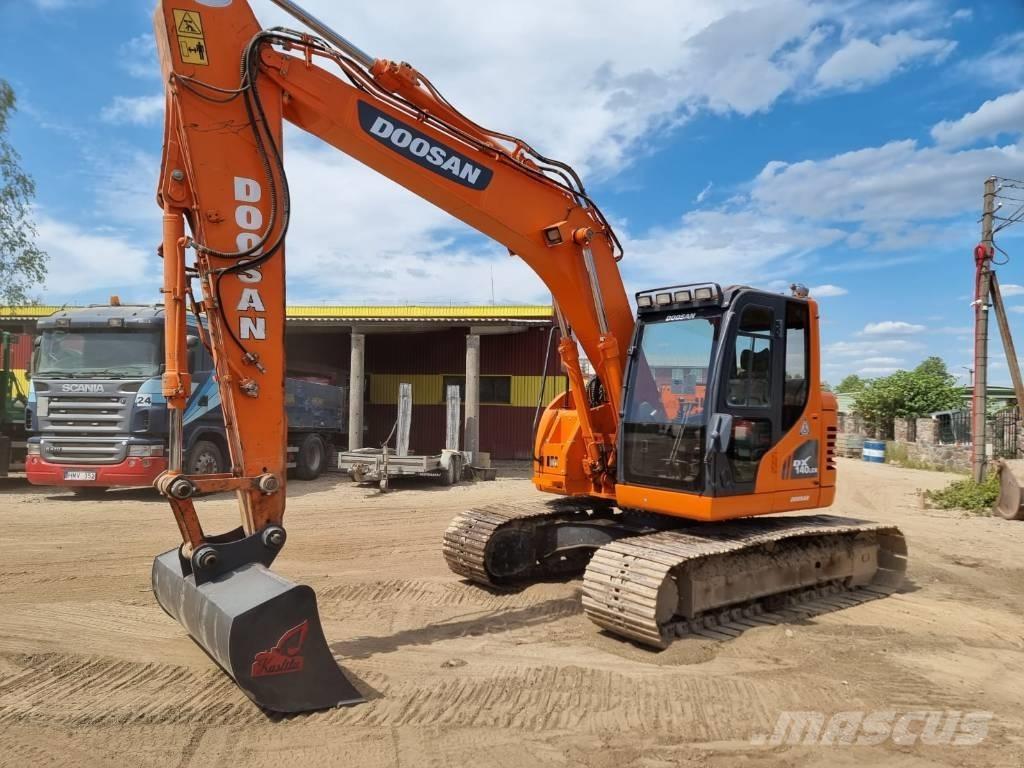 Doosan DX 140 LC-3 Telakaivukoneet