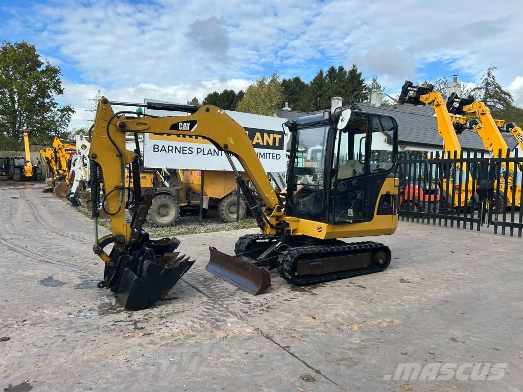 CAT 302.5 C Minikaivukoneet < 7t