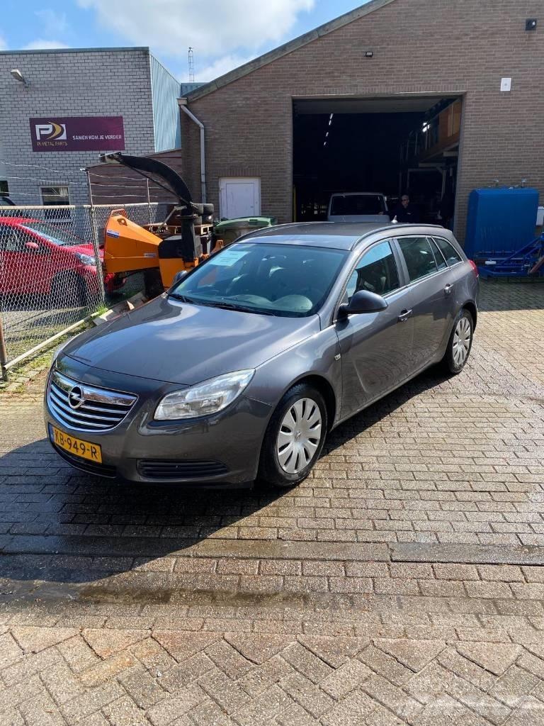 Opel Insignia Henkilöautot