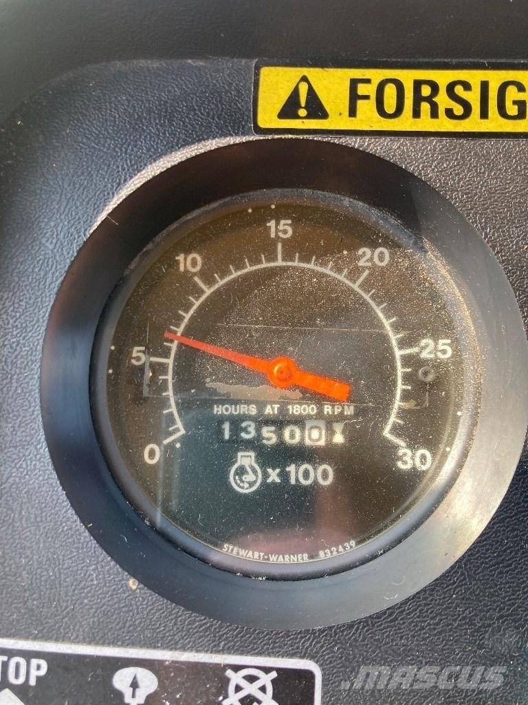 Case IH 485 XL Traktorit