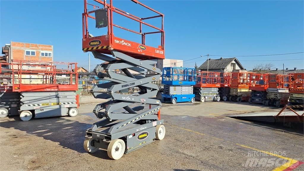 SkyJack SJIII3226 Saksilavat