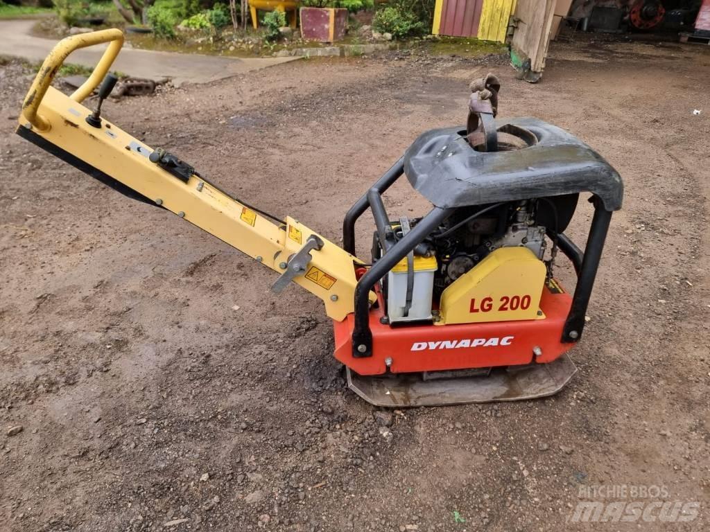 Dynapac LG 200 Tärylevyt