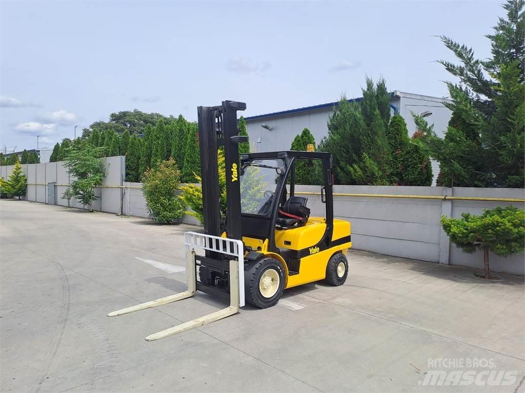 Yale GDP35VX Dieseltrukit