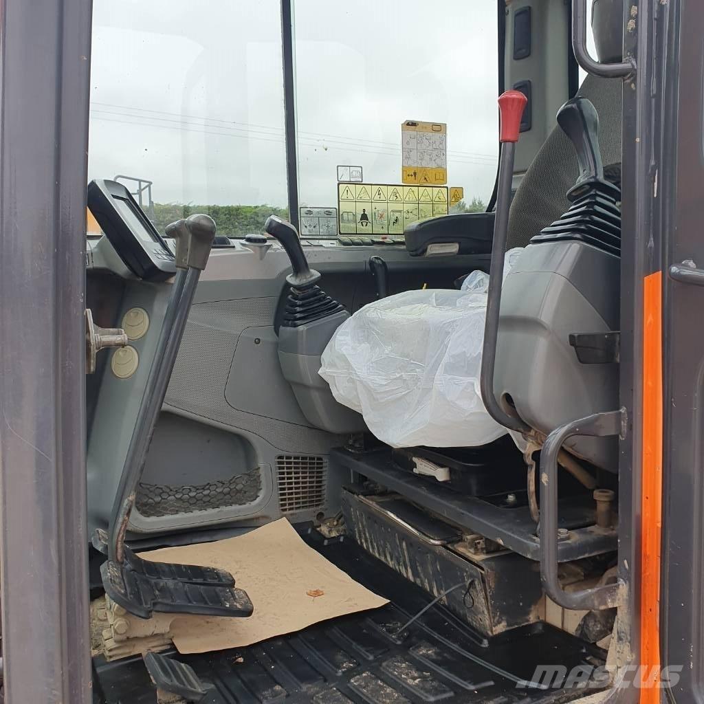 Doosan DX 85 R-3 Midikaivukoneet 7t - 12t