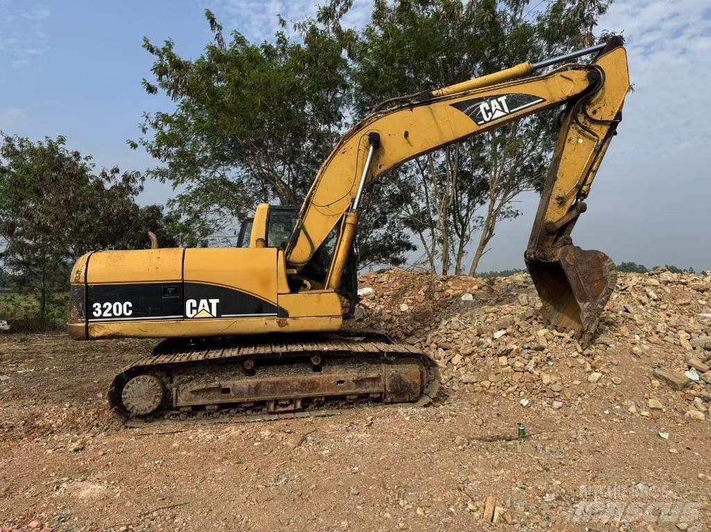 CAT 320 C Telakaivukoneet