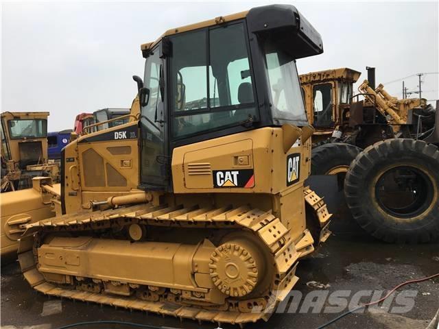 CAT D5K Telaketjupuskutraktorit